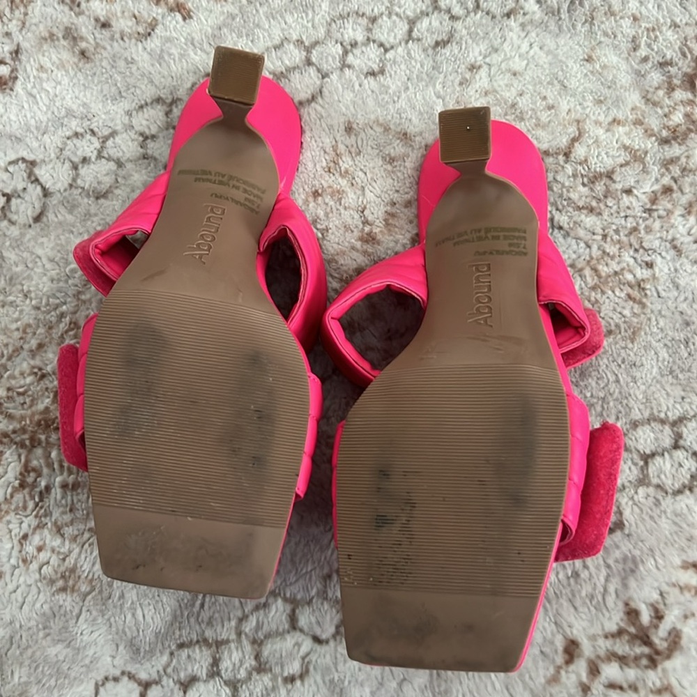 Women's Pink Slide Sandals - Picture 7 of 8